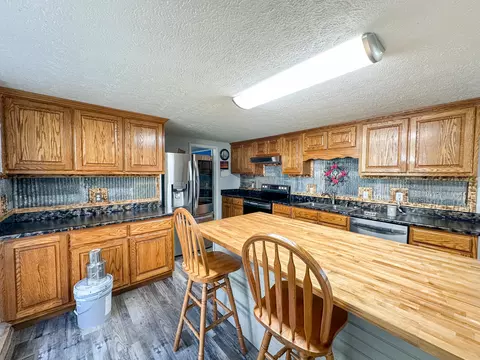 Kitchen - 91 Barnett Rd, Brodhead, KY 40409 photo 1 of 3