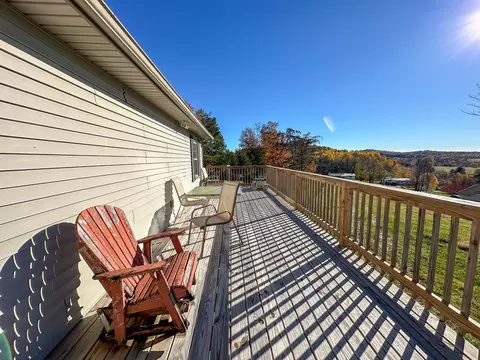 Exterior - 91 Barnett Rd, Brodhead, KY 40409 photo 2 of 3