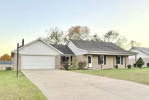 136 Greenside Dr, Somerset, KY 42501