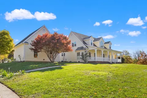 109 Adams Ln, Lexington, KY 40511