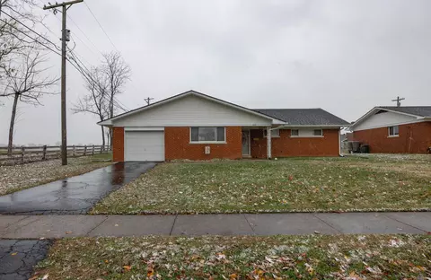 262 Eastridge Dr, Paris, KY 40361