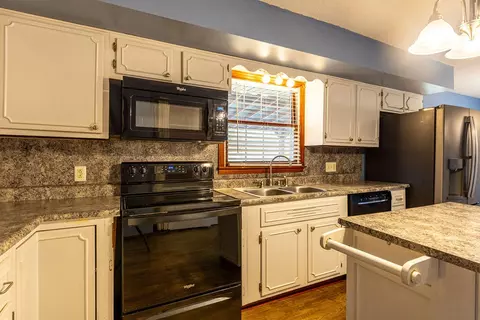 116 Circle Dr, Morehead, KY 40351 photo 6