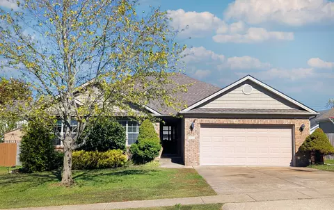 112 Janice Dr, Nicholasville, KY 40356