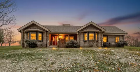 207 S Homestead Ln, Lancaster, KY 40444