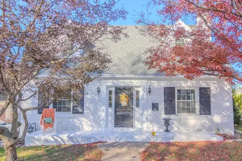 269 Taylor Dr, Lexington, KY 40511
