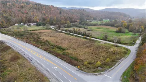 31 Hayes Creek Rd, Pine Knot, KY 42635