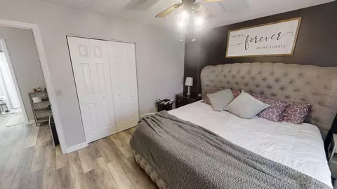 Bedroom - 1019 E Irvine St, Richmond, KY 40475 photo 2 of 3