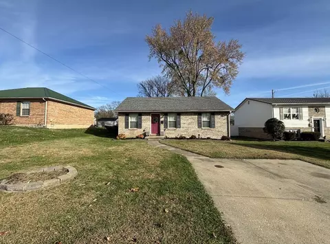 1019 E Irvine St, Richmond, KY 40475