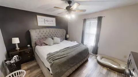 Bedroom - 1019 E Irvine St, Richmond, KY 40475 photo 3 of 3