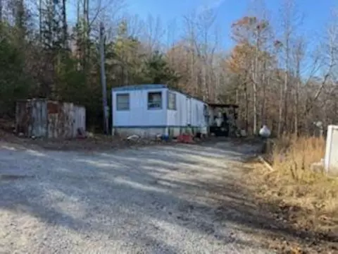 273 S Burke Rd, Monticello, KY 42633