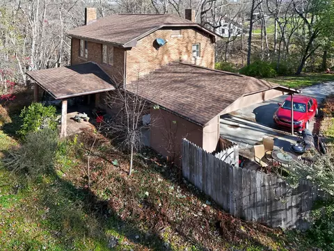 24 Haldenman Cir, Morehead, KY 40351