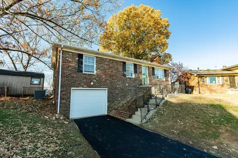 729 Burgoyne Ct, Lexington, KY 40505