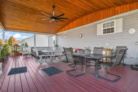 Exterior - 69 Stony Brook Dr, Corbin, KY 40701 photo 6 of 13