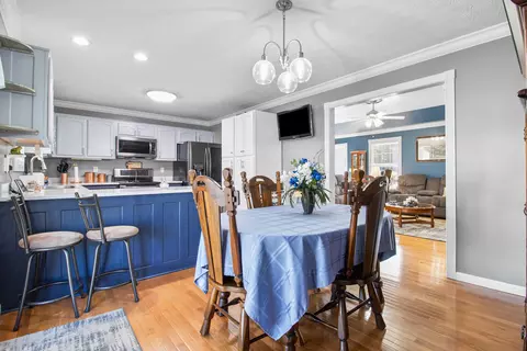 Dining - 69 Stony Brook Dr, Corbin, KY 40701 photo 2 of 2