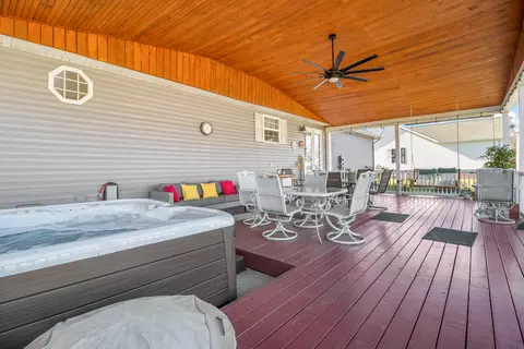 Exterior - 69 Stony Brook Dr, Corbin, KY 40701 photo 7 of 13