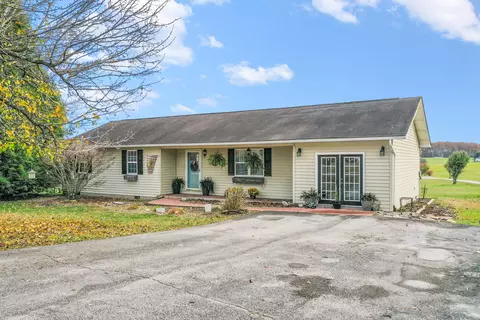 270 Peters Rd, Mckee, KY 40447