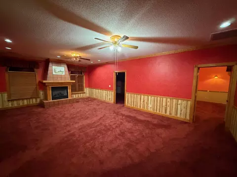 Living - 59 Running Fox Ln, Corbin, KY 40701 photo 1 of 3