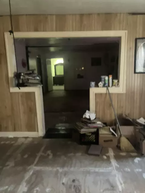 Entry Way - 123 Mccoy St, Evarts, KY 40828 photo 1 of 1