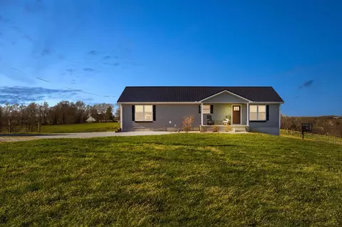 631 Mt Pleasant Rd, Owingsville, KY 40360