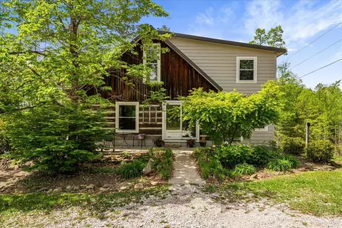 1516 Hobbs Rd, Rogers, KY 41365