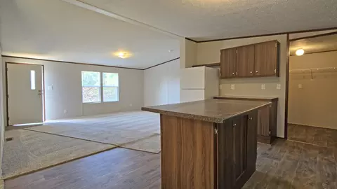 305 Spring Hill Dr, Grayson, KY 41143 photo 8
