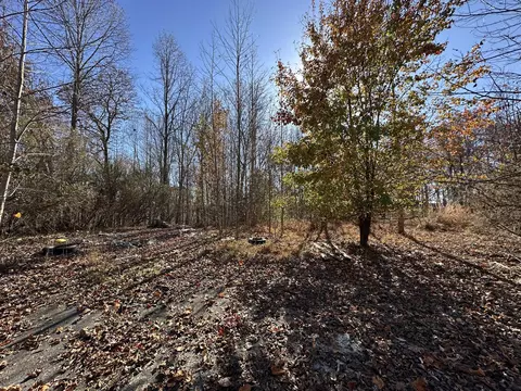1879 Eatontown Rd, Corbin, KY 40701