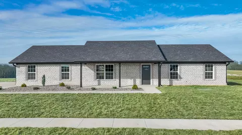 567 Middle Creek Way, Berea, KY 40403