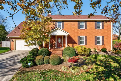 4642 Ironbridge Dr, Lexington, KY 40515