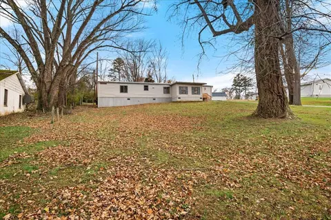 Exterior - 97 Circle Ln, Burnside, KY 42519 photo 8 of 10