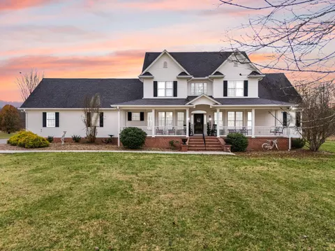 327 Boggs Rd, London, KY 40744