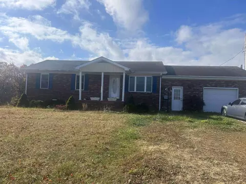 1325 Weaver Ridge Rd, Morehead, KY 40351