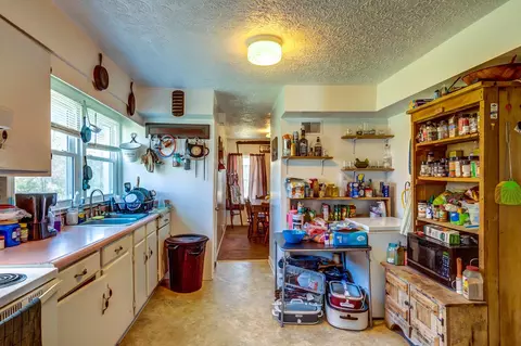 211 Mt Vernon Rd, Berea, KY 40403 photo 13