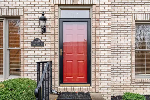 960 Village Green Ave, Lexington, KY 40509