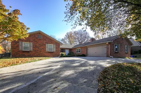 2051 Bridgeport Dr, Lexington, KY 40502