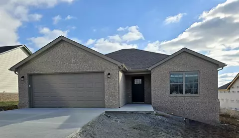 912 Olympic Ct, Richmond, KY 40475