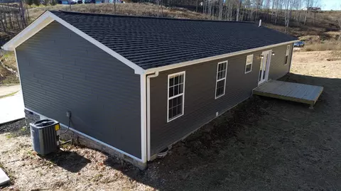Exterior - 122 Malibu Dr, Corbin, KY 40701 photo 3 of 3
