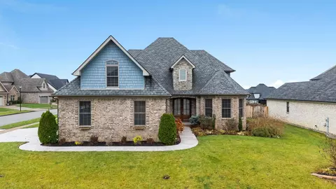 2655 Lucca Pl, Lexington, KY 40509