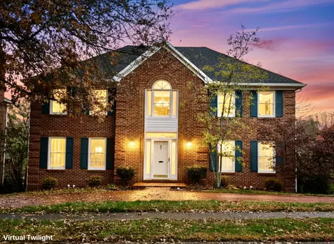 3360 Lyon Dr, Lexington, KY 40513