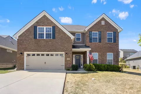 312 Rowanberry Dr, Nicholasville, KY 40356