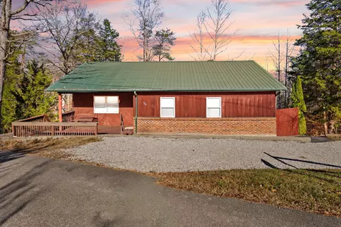 1310 Rl Colyer Rd, Somerset, KY 42501