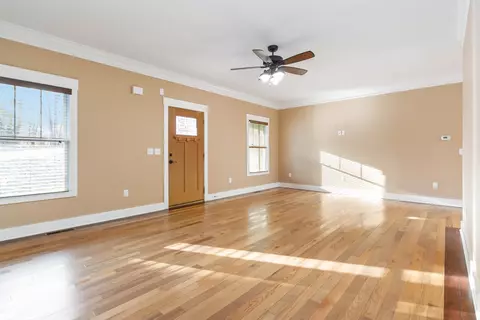 Living - 1031 Hidden Ridge Dr, Waco, KY 40385 photo 4 of 7