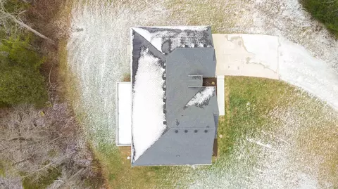 View/Area - 1031 Hidden Ridge Dr, Waco, KY 40385 photo 2 of 7