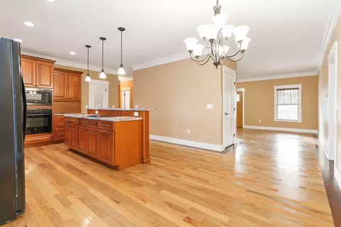 Living - 1031 Hidden Ridge Dr, Waco, KY 40385 photo 5 of 7