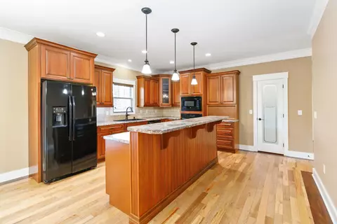 Kitchen - 1031 Hidden Ridge Dr, Waco, KY 40385 photo 2 of 5