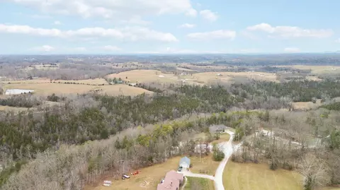 View/Area - 1031 Hidden Ridge Dr, Waco, KY 40385 photo 3 of 7