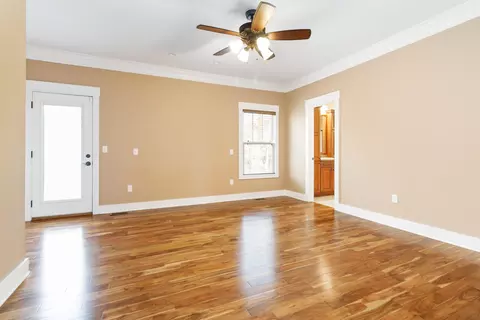Living - 1031 Hidden Ridge Dr, Waco, KY 40385 photo 6 of 7
