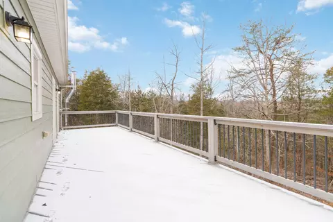 Exterior - 1031 Hidden Ridge Dr, Waco, KY 40385 photo 3 of 10