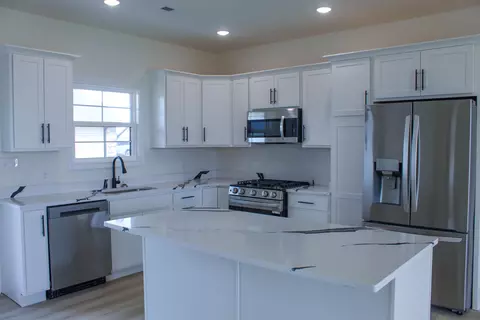 917 Seminole Trl, Richmond, KY 40475 photo 5