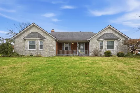 408 Vail Dr, Lawrenceburg, KY 40342