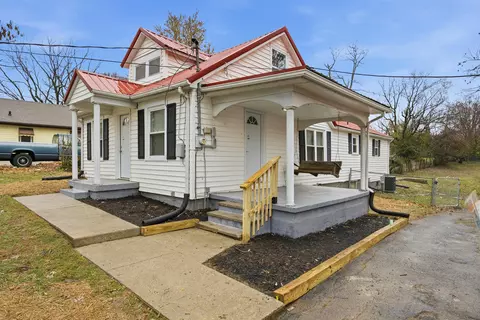 587 Kingston Rd, Lexington, KY 40505